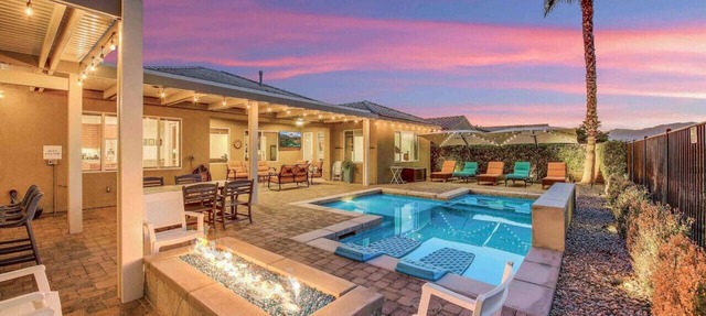 Secluded Private Golf/Pool Home With Game Room