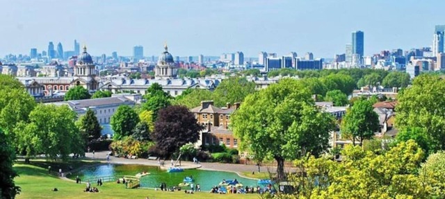 Self contained 1 bed flat next to transport for Canary Wharf and Excel