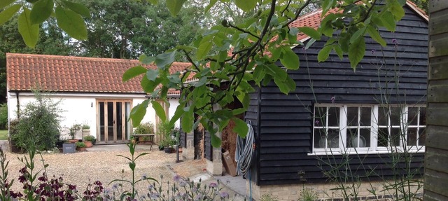 Self Contained Cottage In village just 5 miles from central Cambridge