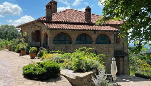 Sentire - Vegetarian Tuscan Villa & Resort
