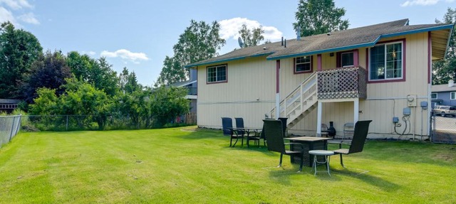 Shared Yard + Fire Pit: Airy Anchorage Apt!