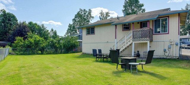 Shared Yard + Fire Pit: Airy Anchorage Apt!