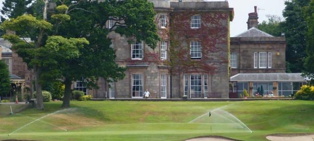 Shaw Hill Hotel Golf And Country Club