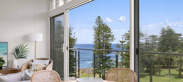Shelly Beach Park and Ocean Views