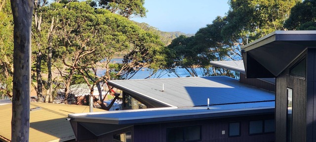 Shell Cottage: Spacious Family Accommodation 2 min Walk to Beach & Ocean views