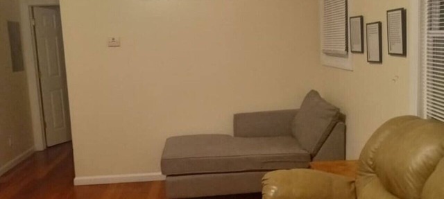 simple one bedroom free parking
