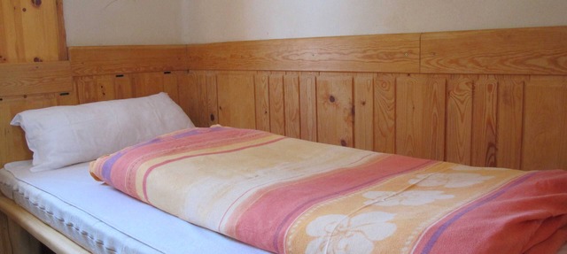 Single room Benedikt - House Lehmkloster am Wangeliner Garten with 5 single rooms