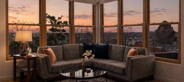 Ski Discounts! Modern Comfort Loft with Stunning Views by Railyard!