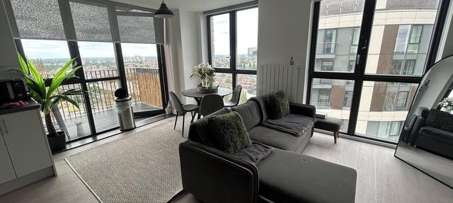 Sky View Apartment