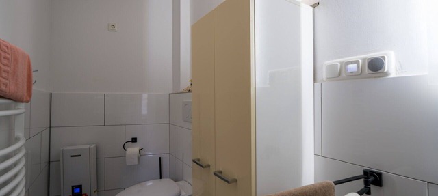 Small apartment for two people with garden and private entrance