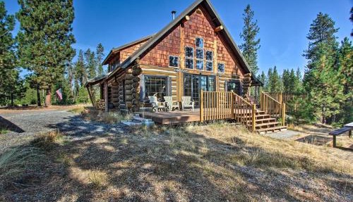 ‘Snow Pine Retreat’ - Remote Crescent Log Cabin!