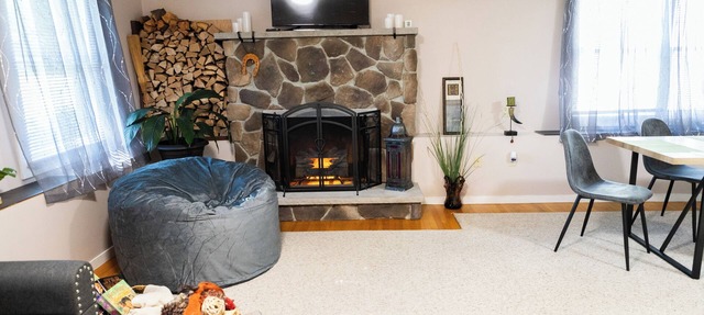 SOFIMA-Cozy and Charming 2-bedroom apartment!