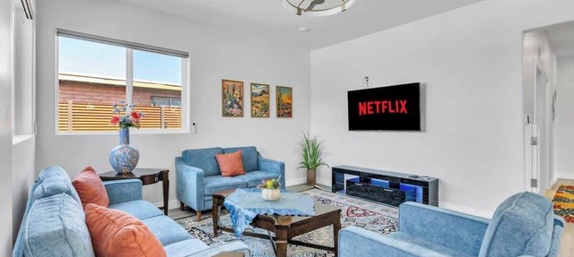Sonoran Summer Compound | 5BR Near UofA & Downtown