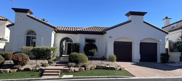 Southshore single story Tuscany style home for rent!