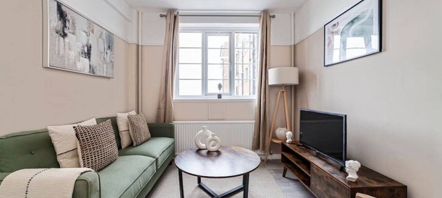 Spacious 2 Bed Flat in Crystal Palace