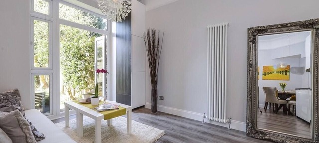 Spacious 2-Bedroom Flat with 3 Beds in Ealing, W5