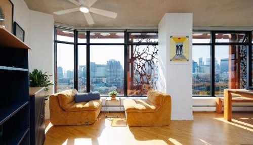 Spacious 2BD in Vancouver Patio with Ocean View