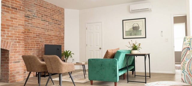 Spacious 2BR Apt/Quiet area/Minutes from stadiums, museums, parks & more!