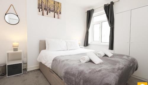 Spacious 3-Bed Contractor Base Sleeps 6 Free Parking Cardiff City