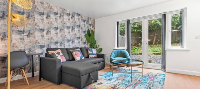 Spacious 3-Bed Home | Parking | Garden | Sleeps 7