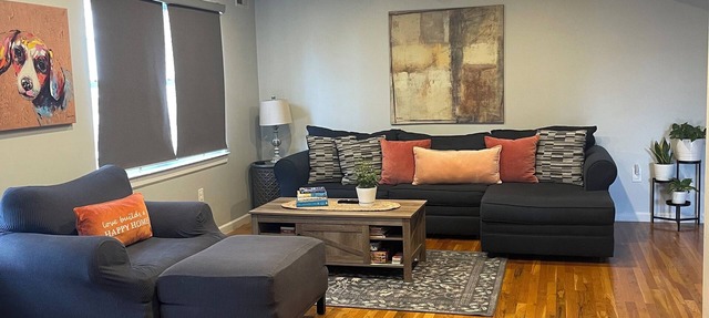 Spacious 3 Bedroom Apt Rental Near EWR Airport & NYC