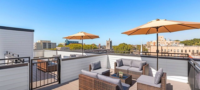 Spacious 3BR Designer Home + Parking - Jersey City