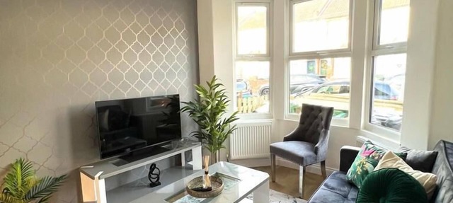 Spacious 3BR House - Contractors, Hospital,