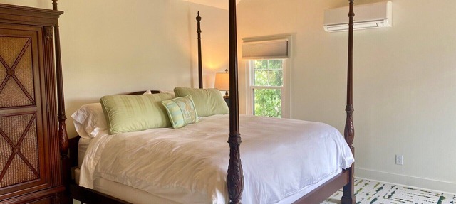 Spacious 5-bedroom farmhouse in charming Cooperstown with WiFi, AC