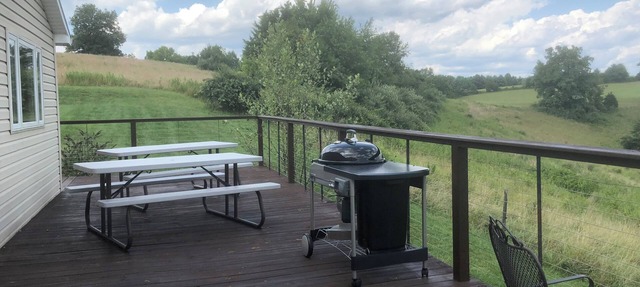 Spacious 5-bedroom secluded home in lovely Indian Mills with AC