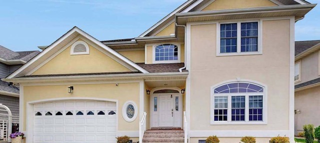 Spacious 5 bedroom, waterfront home w/grill, firepit, full kitchen & shared pool