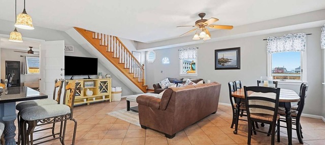 Spacious 5-bedroom WAVES OF HAMPTON I & II Combined