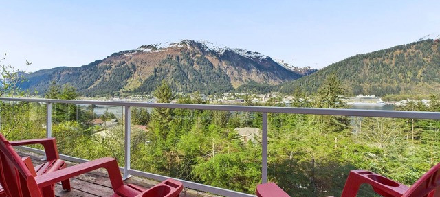 Spacious 6BR | Cruise Views, Soaking Tub and More