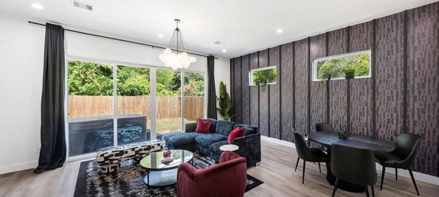 Spacious 6BRs duplex 8 beds Sleeps 12