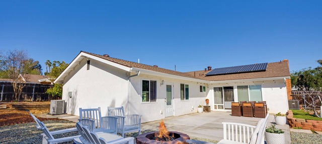 Spacious 7-bedroom house in quiet neighborhood