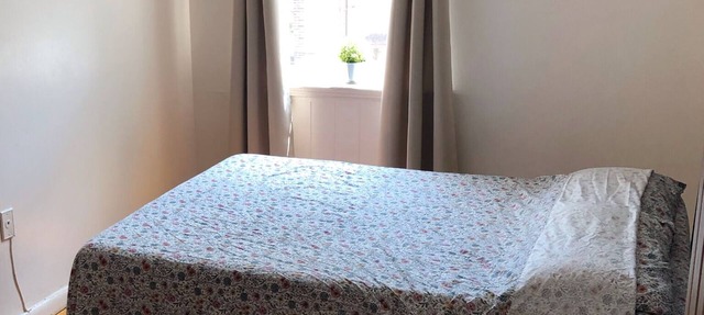 Spacious and comfortable 2/2 apartment located in the heart of brooklyn