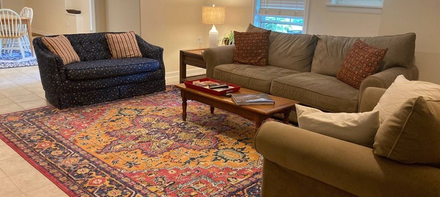 Spacious apartment in beautiful, historic Arlington VT