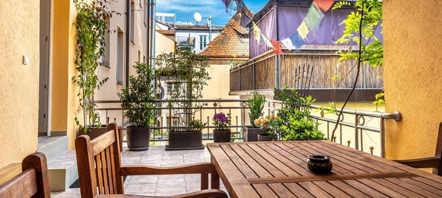 Spacious apartment with 30 sqm barbecue terrace on 150 sqm