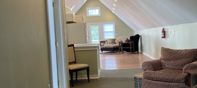 Spacious, beautiful apartment in the center of town