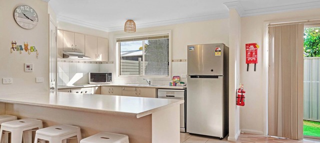 Spacious Broulee Retreat Near Beach