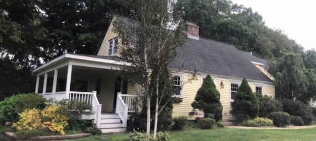 Spacious Charming New England Cape, in Bloomfield, Connecticut