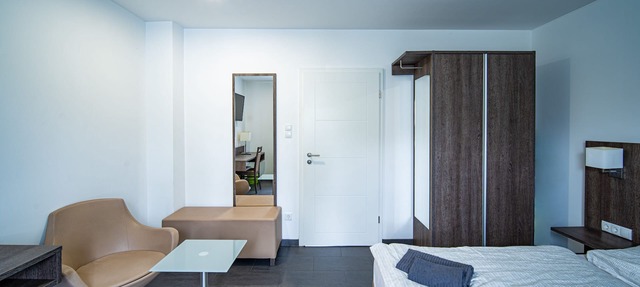 Spacious, Comfortable Apartments in a Quiet Setting Near Cologne