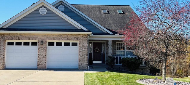 Spacious Comfortable Home to Work, Play or Relax