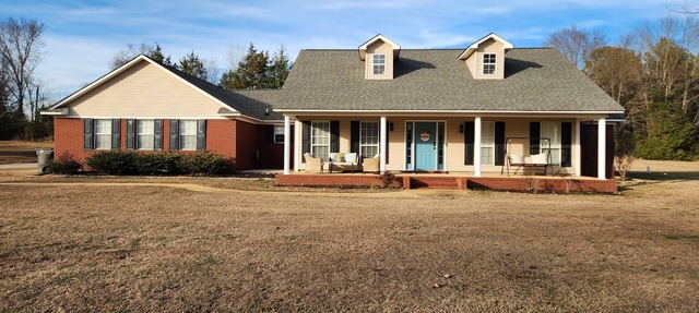 Spacious County Oasis near Tupelo
