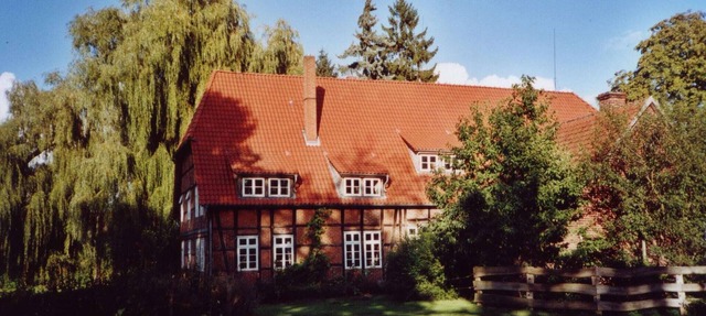 Spacious Retreat with Garden