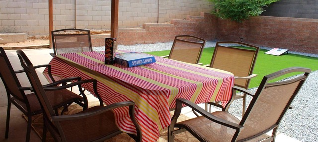 Spacious Escape, 1KB, 2QB, Wifi - Private Yard