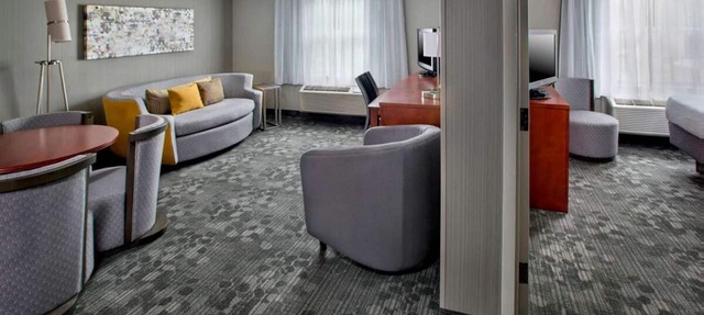 Spacious Good-Value Accommodation! Near Wampum Lake Park, Pet-Friendly!