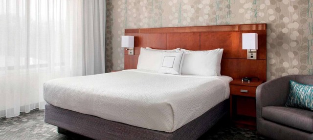Spacious Good-Value Accommodation! Short Drive to Morristown Green, Pet-Friendly