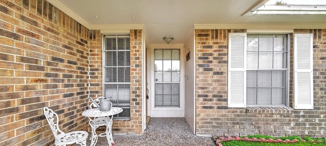 Spacious Houston Retreat 15 Min to NASA, Kemah & Downtown