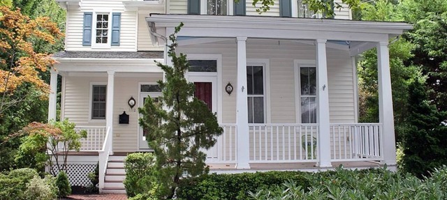 Spacious & Modern pet-friendly Victorian over 4,200 Sq Ft