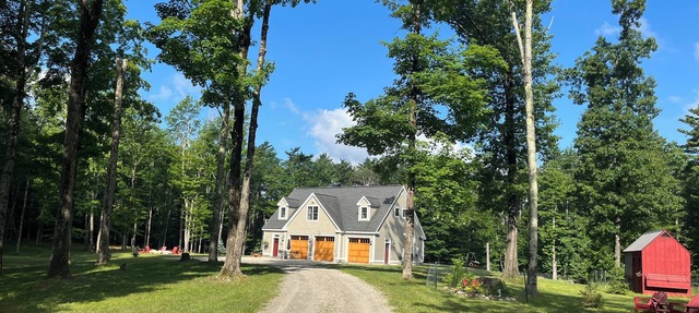 SPACIOUS Mountain Retreat with HOT TUB, Fire Pit & Hiking Trails